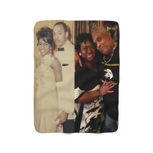 Load image into Gallery viewer, “MY MOM &amp; DAD” Sherpa Fleece Blanket