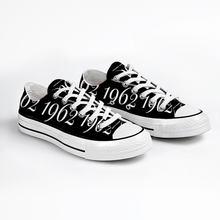 Load image into Gallery viewer, 1962 Chucks Groove Low Top Canvas Shoes