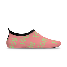 Load image into Gallery viewer, 1908 Aqua Socks Pearl (AKA)