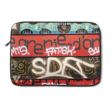 Load image into Gallery viewer, B.E.T Paris Art Laptop Sleeve